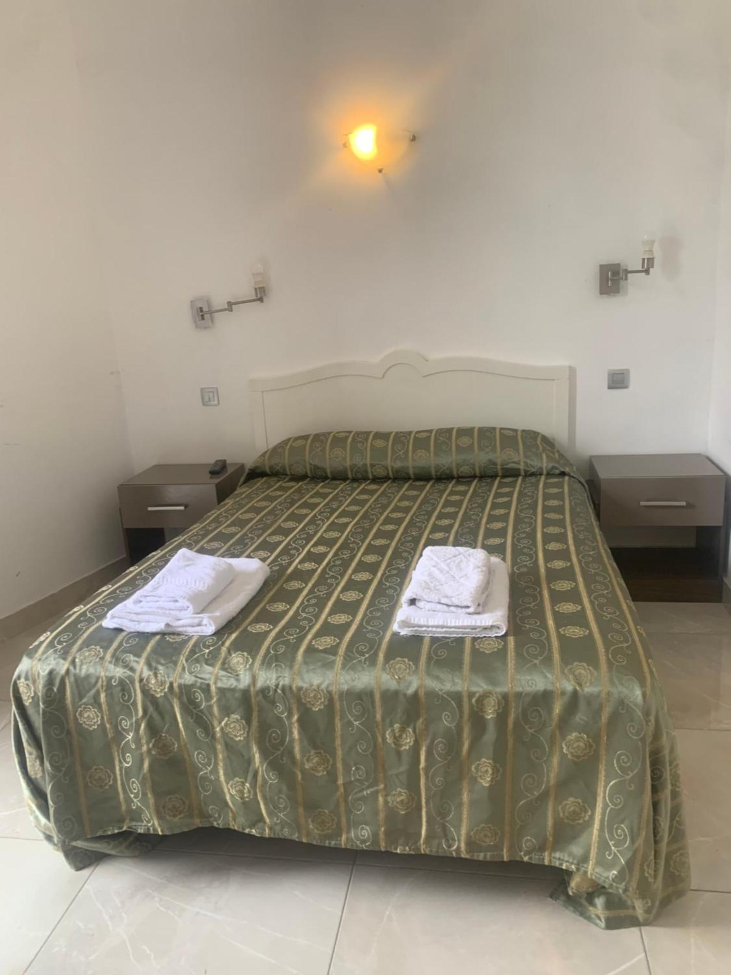Hotel Neptune Cannes Ngoại thất bức ảnh